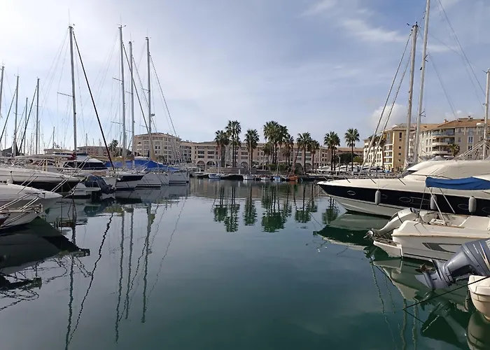 Apartmán Le Cesaree-4 By Interhome Fréjus